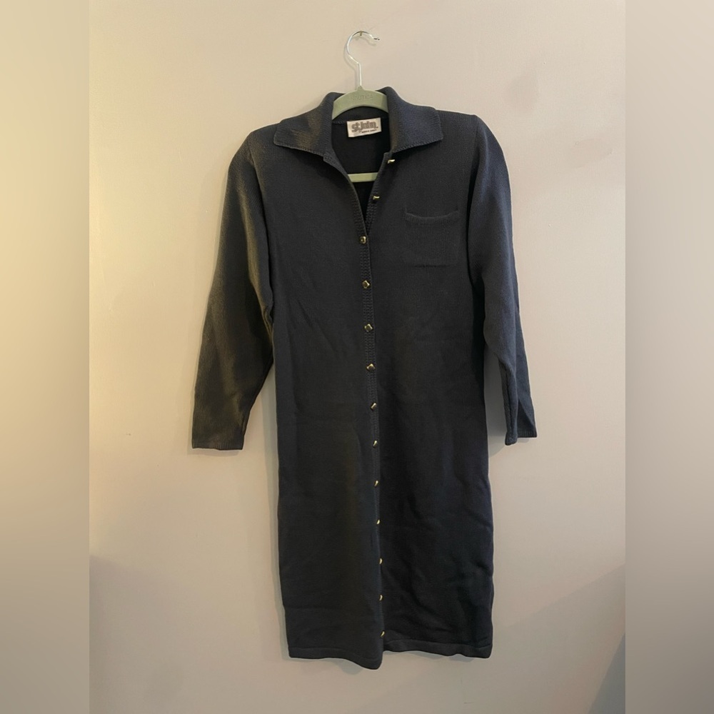 St John by Marie Gray Grey Sweater Dress with Buttons, Collar and Shoulder Pads